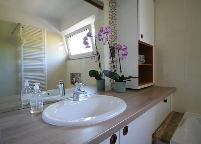 Escapade Au Bube - Vue Exceptionnelle - Nouveau Appartement